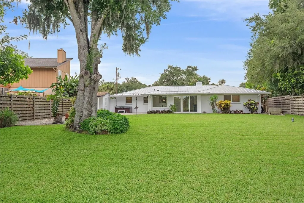 4271 Lago Way Sarasota FL 34241