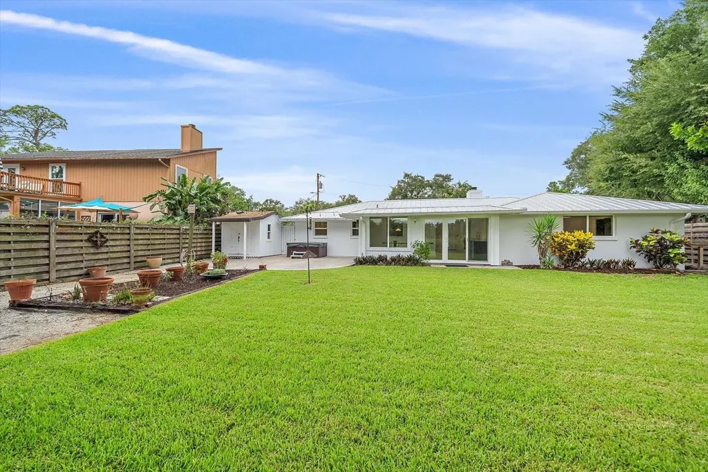4271 Lago Way Sarasota FL 34241