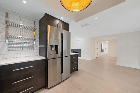4271 Lago Way Sarasota FL 34241