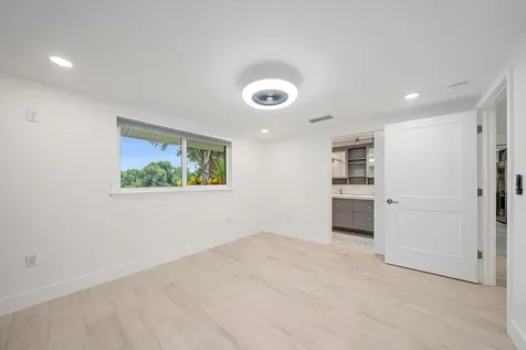 4271 Lago Way Sarasota FL 34241