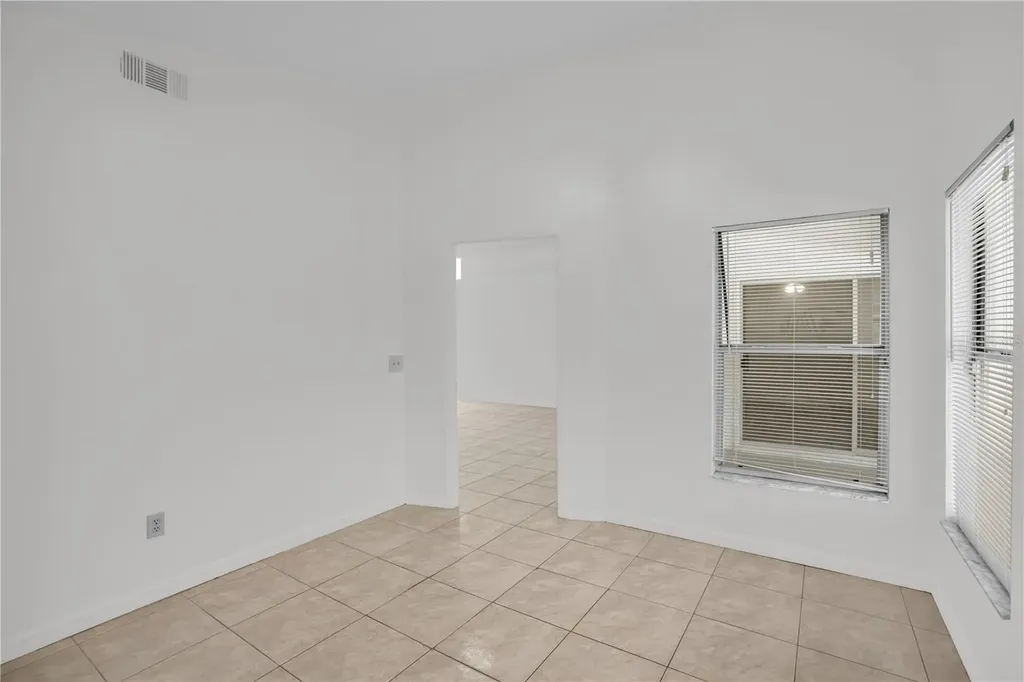 1005 Delnova Lane Orlando FL 32818