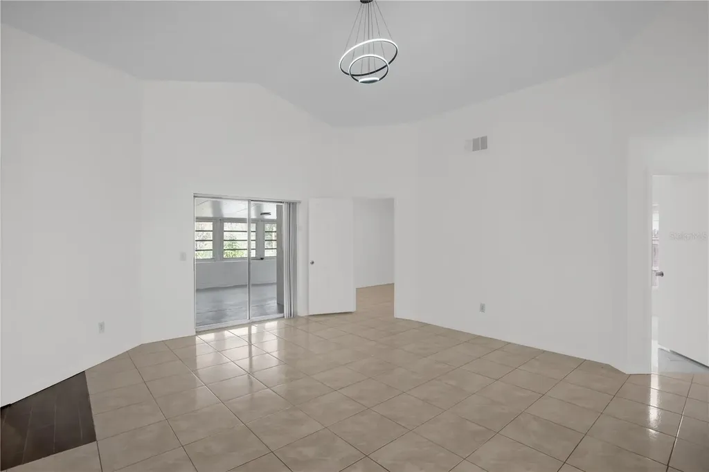 1005 Delnova Lane Orlando FL 32818