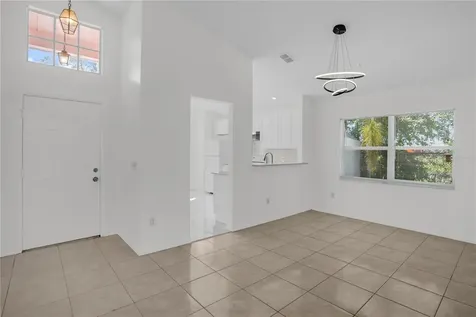 1005 Delnova Lane Orlando FL 32818
