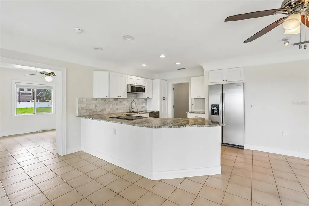 610 Indiana Avenue Crystal Beach FL 34681