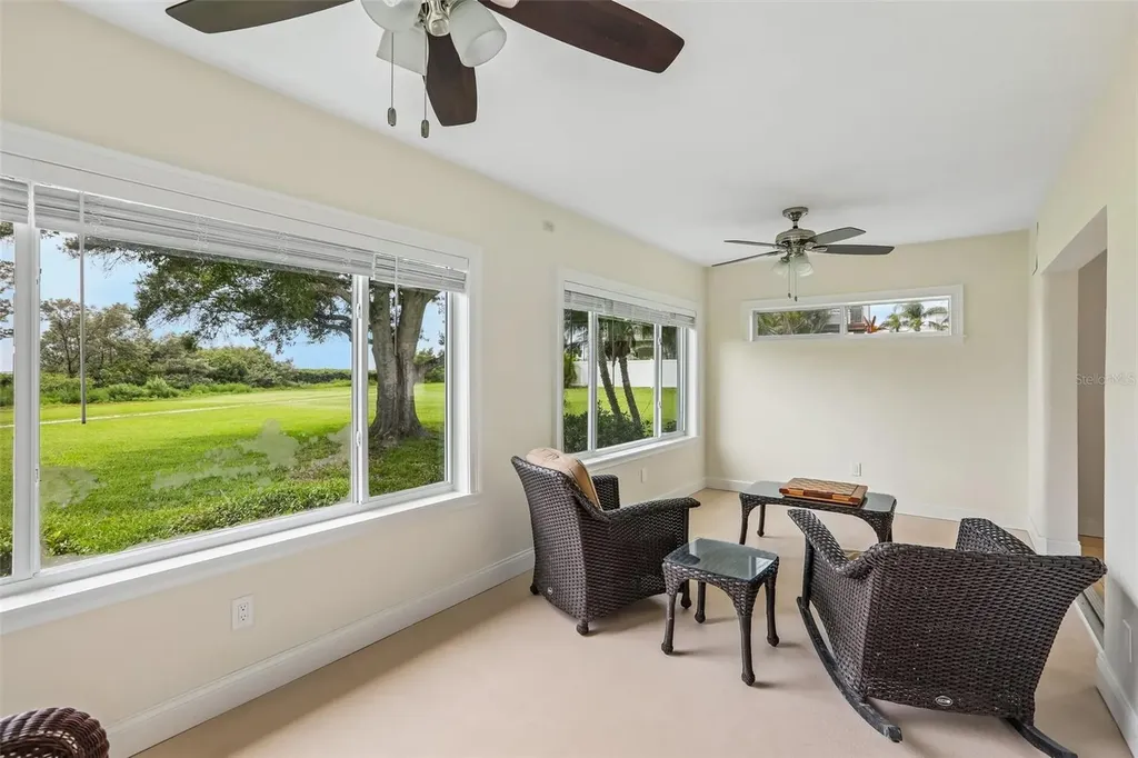 610 Indiana Avenue Crystal Beach FL 34681