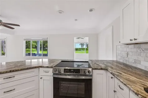 610 Indiana Avenue Crystal Beach FL 34681