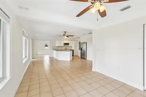 610 Indiana Avenue Crystal Beach FL 34681