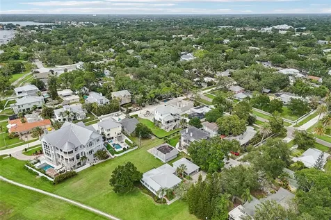 610 Indiana Avenue Crystal Beach FL 34681