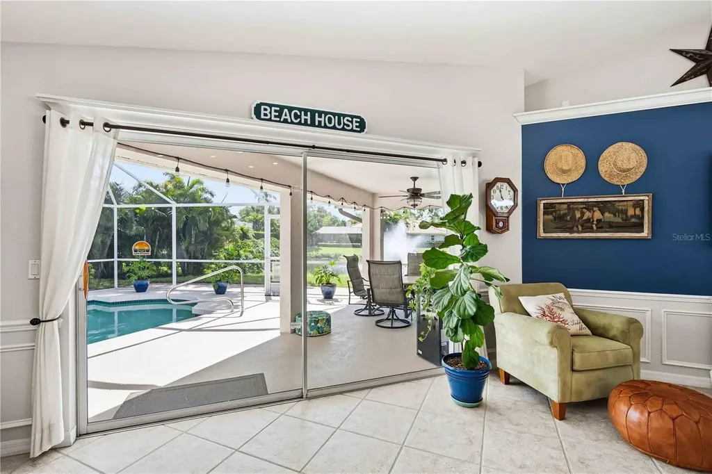 1052 W Truman Street Nokomis FL 34275
