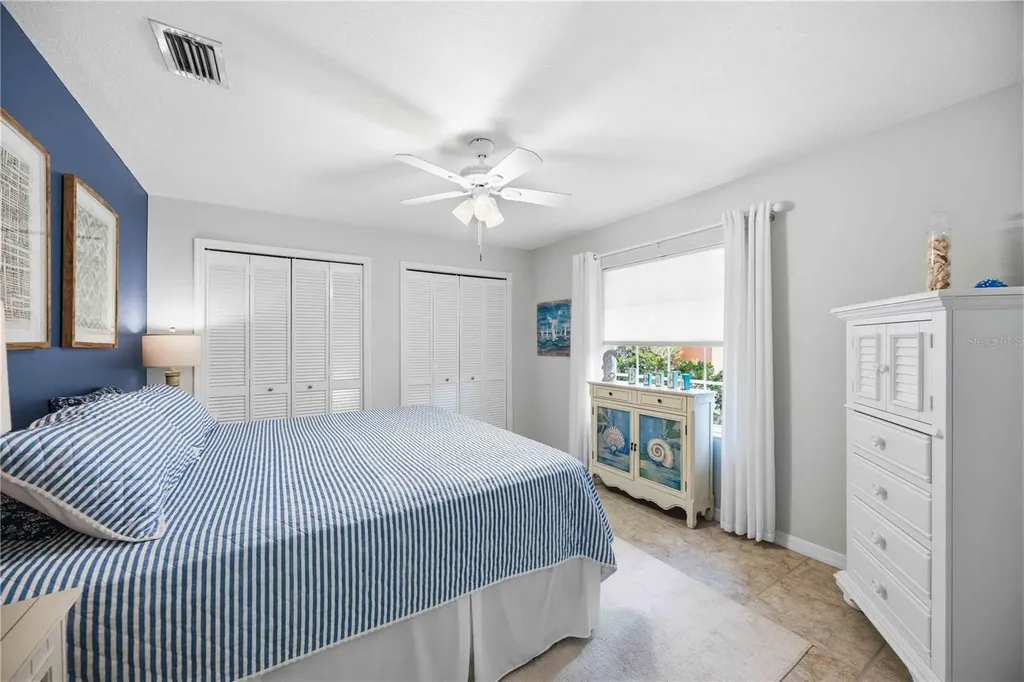 1052 W Truman Street Nokomis FL 34275