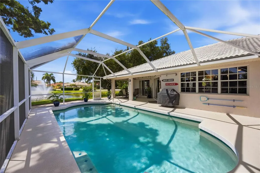1052 W Truman Street Nokomis FL 34275