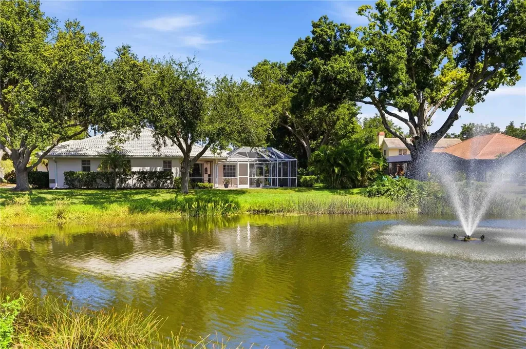 1052 W Truman Street Nokomis FL 34275