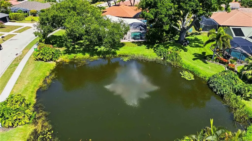 1052 W Truman Street Nokomis FL 34275