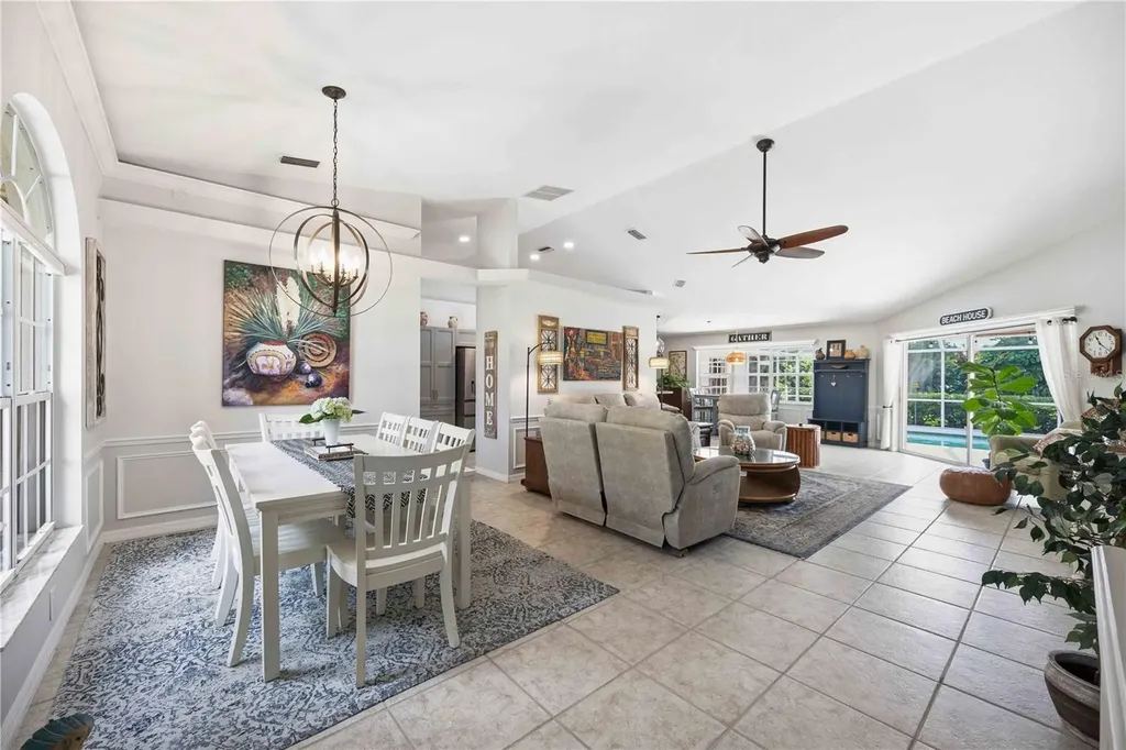 1052 W Truman Street Nokomis FL 34275