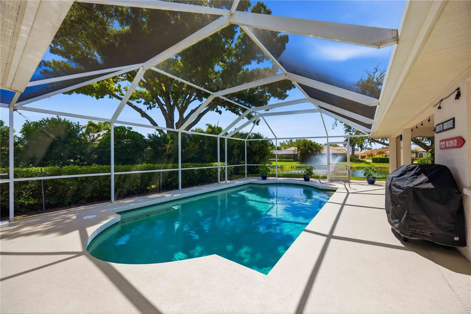 1052 W Truman Street Nokomis FL 34275
