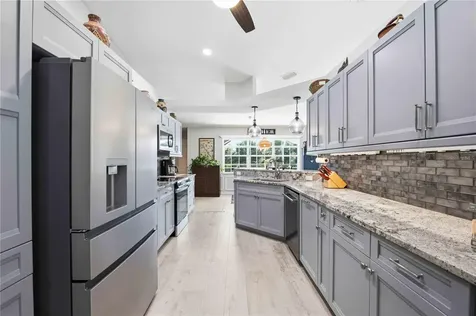 1052 W Truman Street Nokomis FL 34275