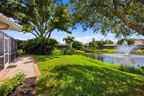 1052 W Truman Street Nokomis FL 34275