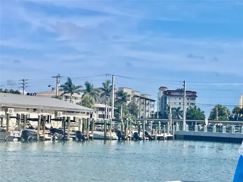 1052 W Truman Street Nokomis FL 34275