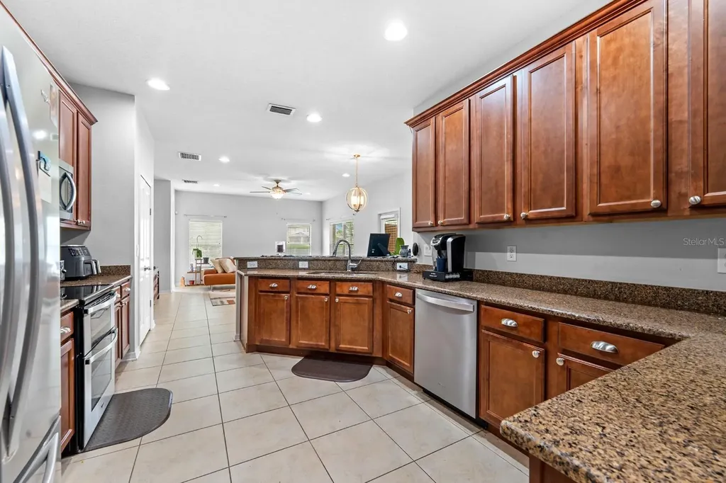 6751 Boulder Run Loop Wesley Chapel FL 33545