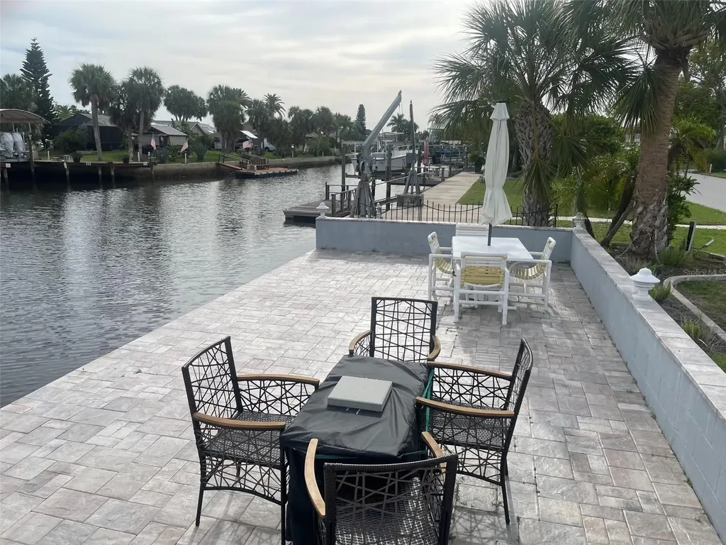 7128 Southwind Drive Hudson FL 34667