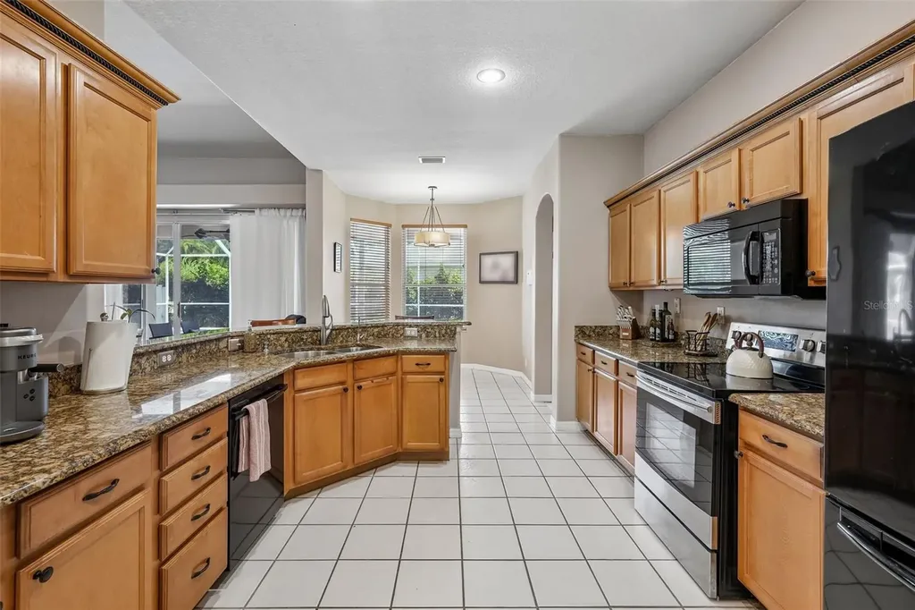 1008 Robinwood Drive Oldsmar FL 34677