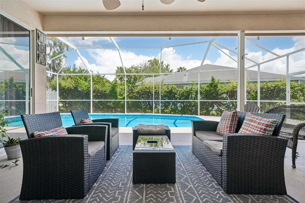 1008 Robinwood Drive Oldsmar FL 34677