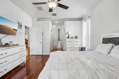 1008 Robinwood Drive Oldsmar FL 34677