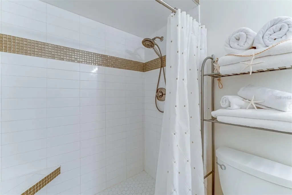 923 Sandpiper Circle Bradenton FL 34209