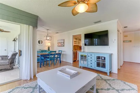 923 Sandpiper Circle Bradenton FL 34209