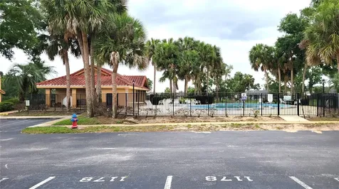 1178 N Fairway Drive Apopka FL 32712
