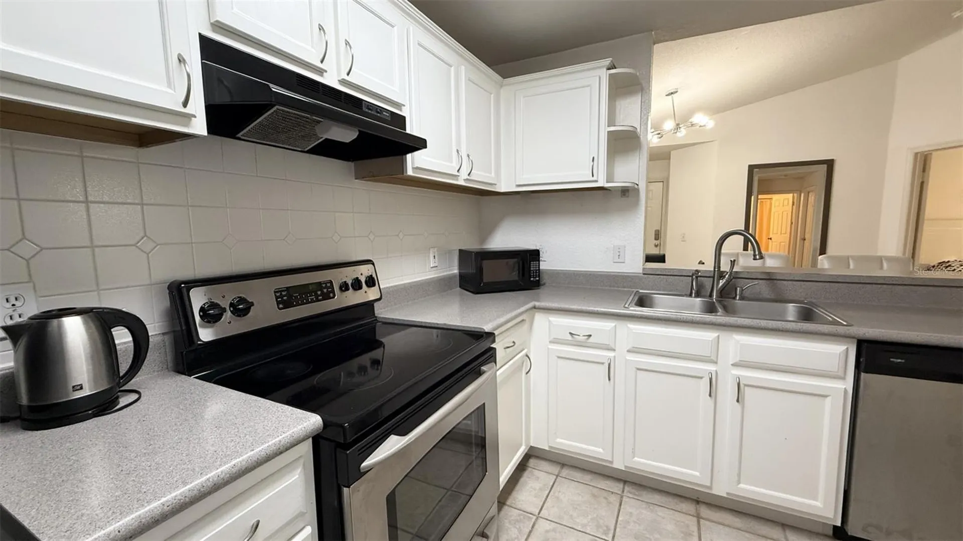 8800 Latrec Avenue Orlando FL 32819
