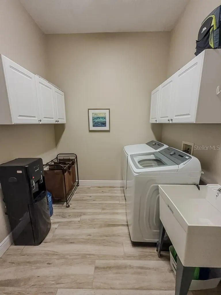 5852 Cachette De Riviera Court New Port Richey FL 34655