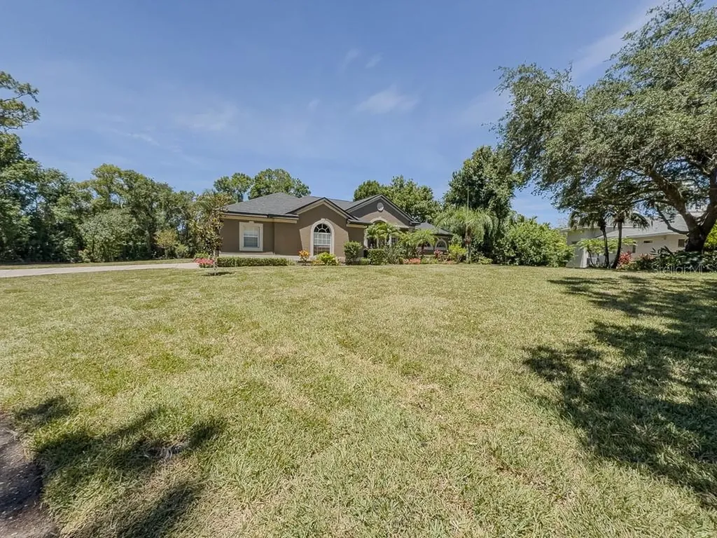 5852 Cachette De Riviera Court New Port Richey FL 34655