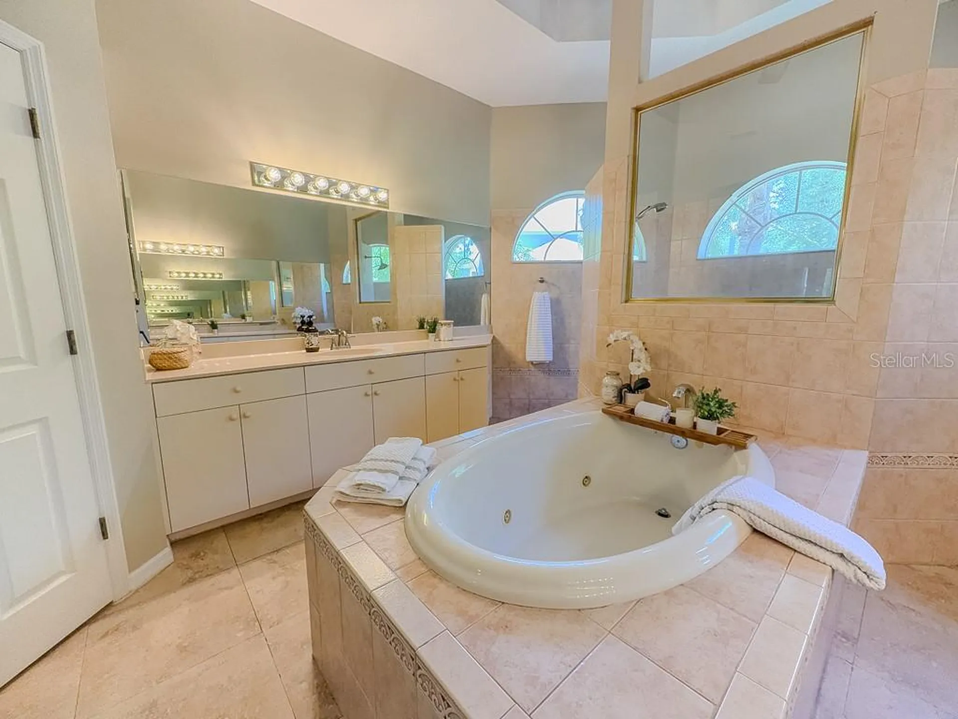 5852 Cachette De Riviera Court New Port Richey FL 34655