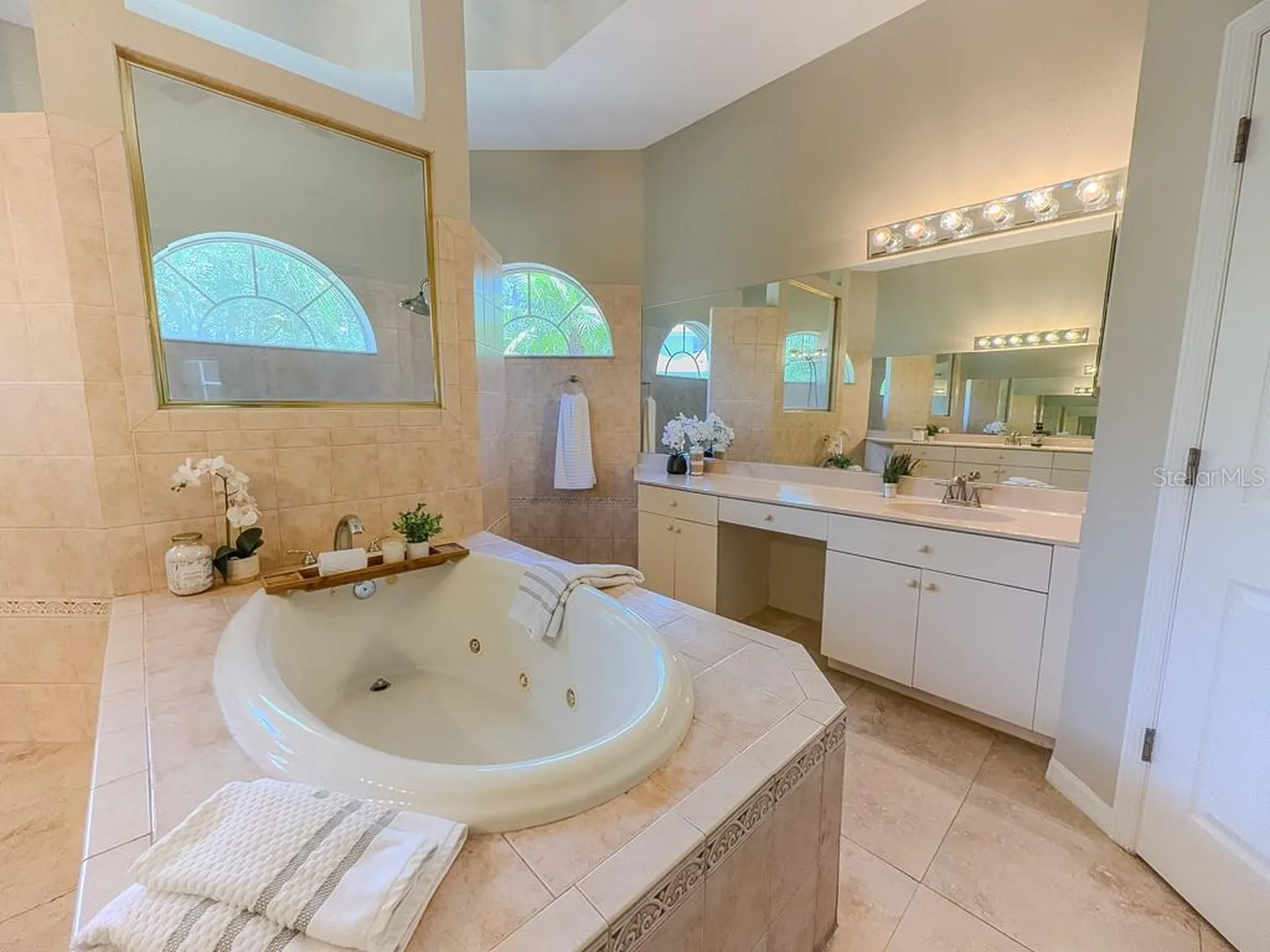 5852 Cachette De Riviera Court New Port Richey FL 34655