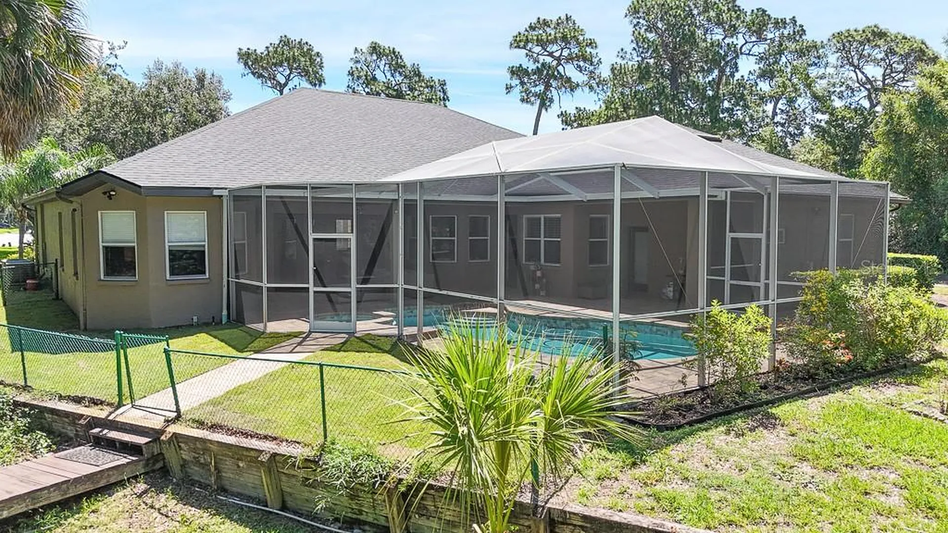 5852 Cachette De Riviera Court New Port Richey FL 34655