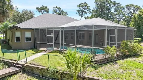 5852 Cachette De Riviera Court New Port Richey FL 34655