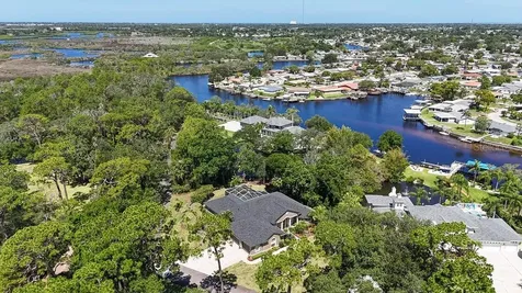 5852 Cachette De Riviera Court New Port Richey FL 34655