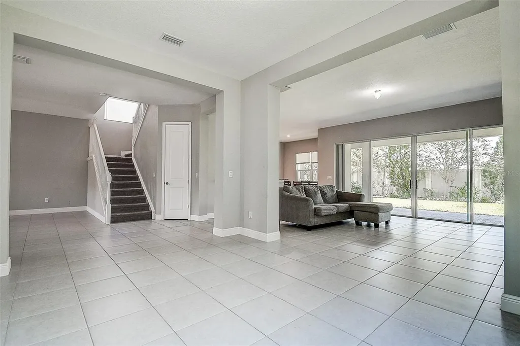 30932 Lindentree Drive Wesley Chapel FL 33543