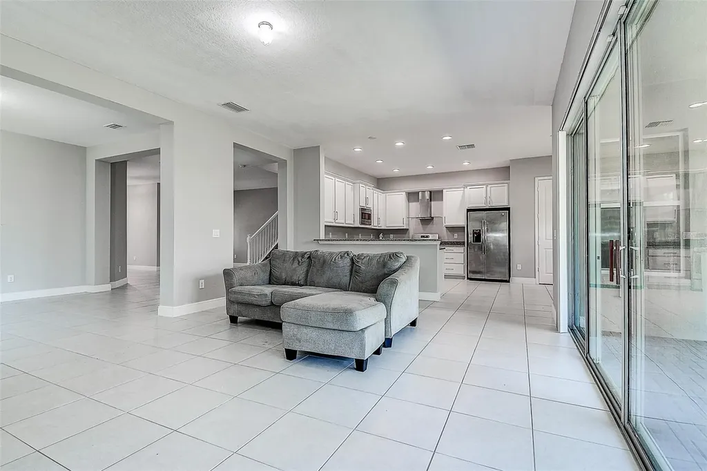 30932 Lindentree Drive Wesley Chapel FL 33543