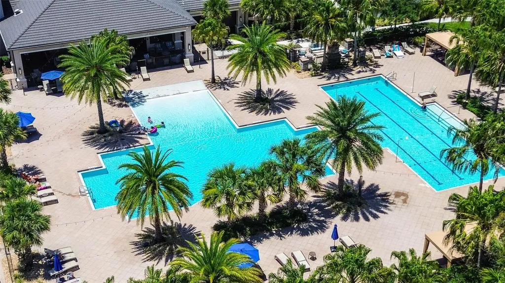 30932 Lindentree Drive Wesley Chapel FL 33543