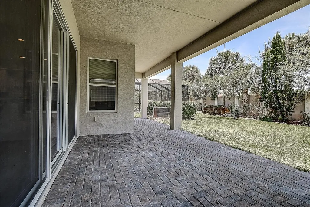30932 Lindentree Drive Wesley Chapel FL 33543