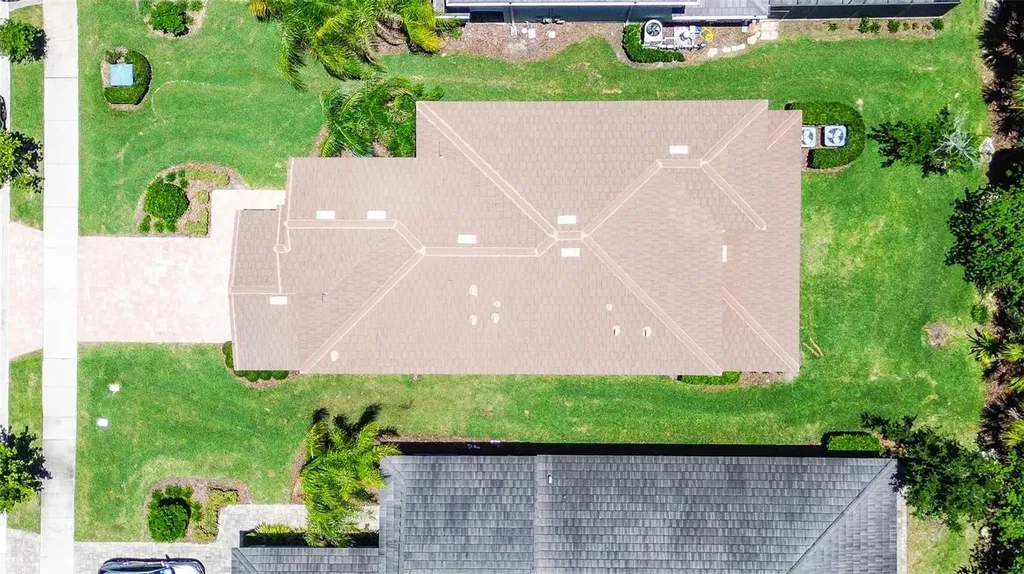 30932 Lindentree Drive Wesley Chapel FL 33543