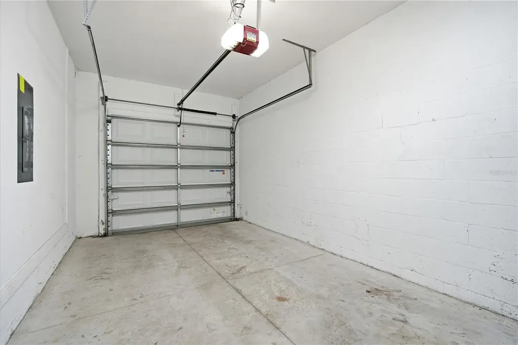 2411 W Fig Street Tampa FL 33609