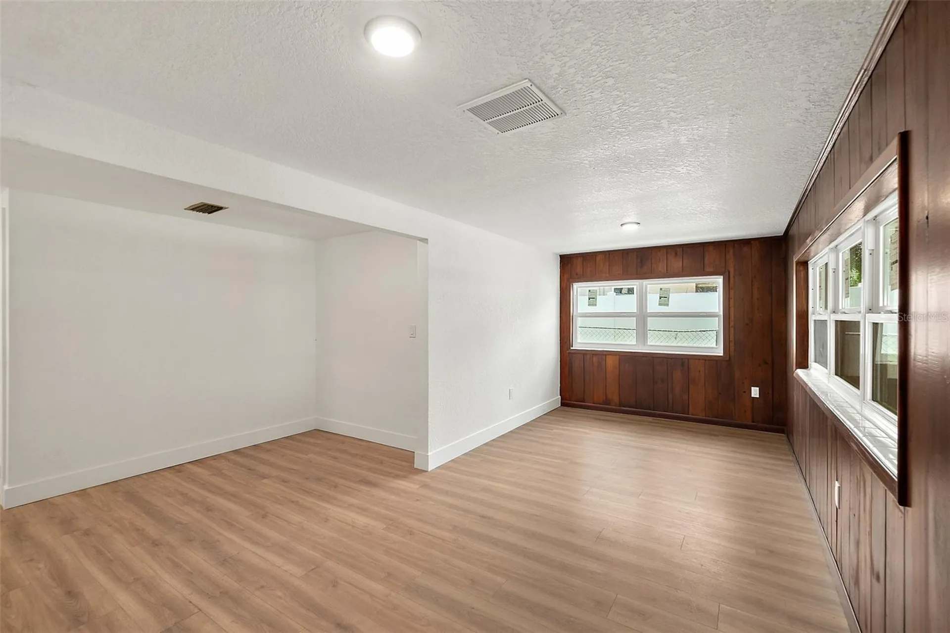 607 Wayne Avenue New Smyrna Beach FL 32168
