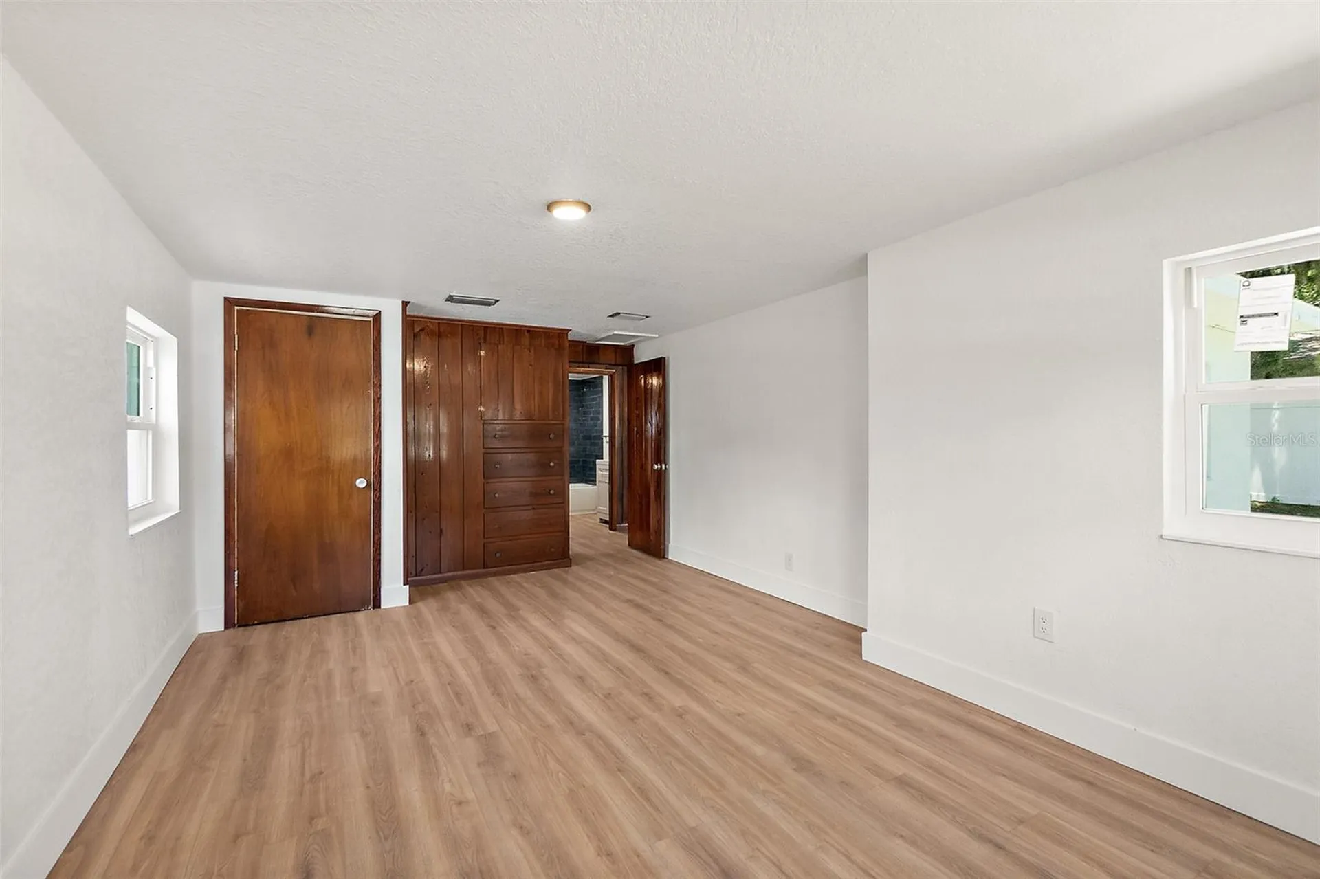607 Wayne Avenue New Smyrna Beach FL 32168