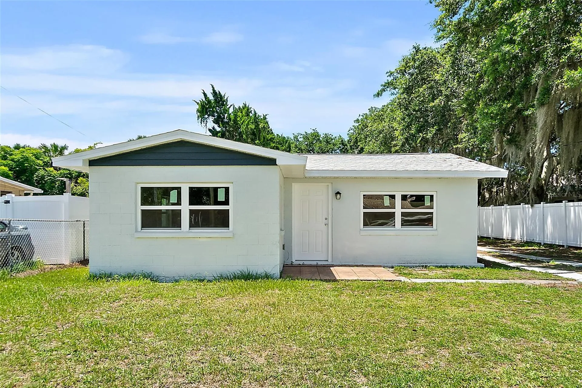607 Wayne Avenue New Smyrna Beach FL 32168