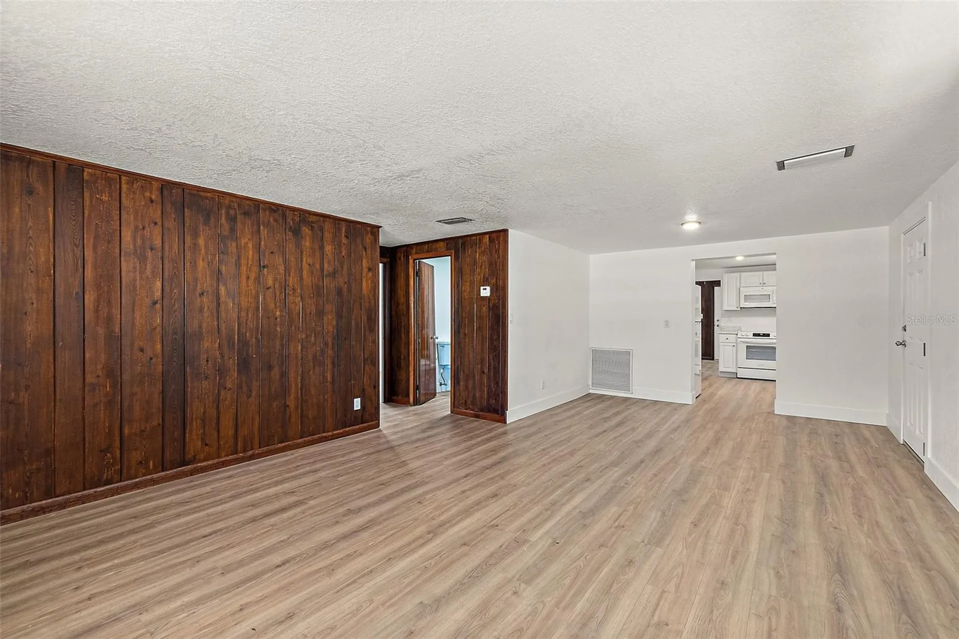 607 Wayne Avenue New Smyrna Beach FL 32168