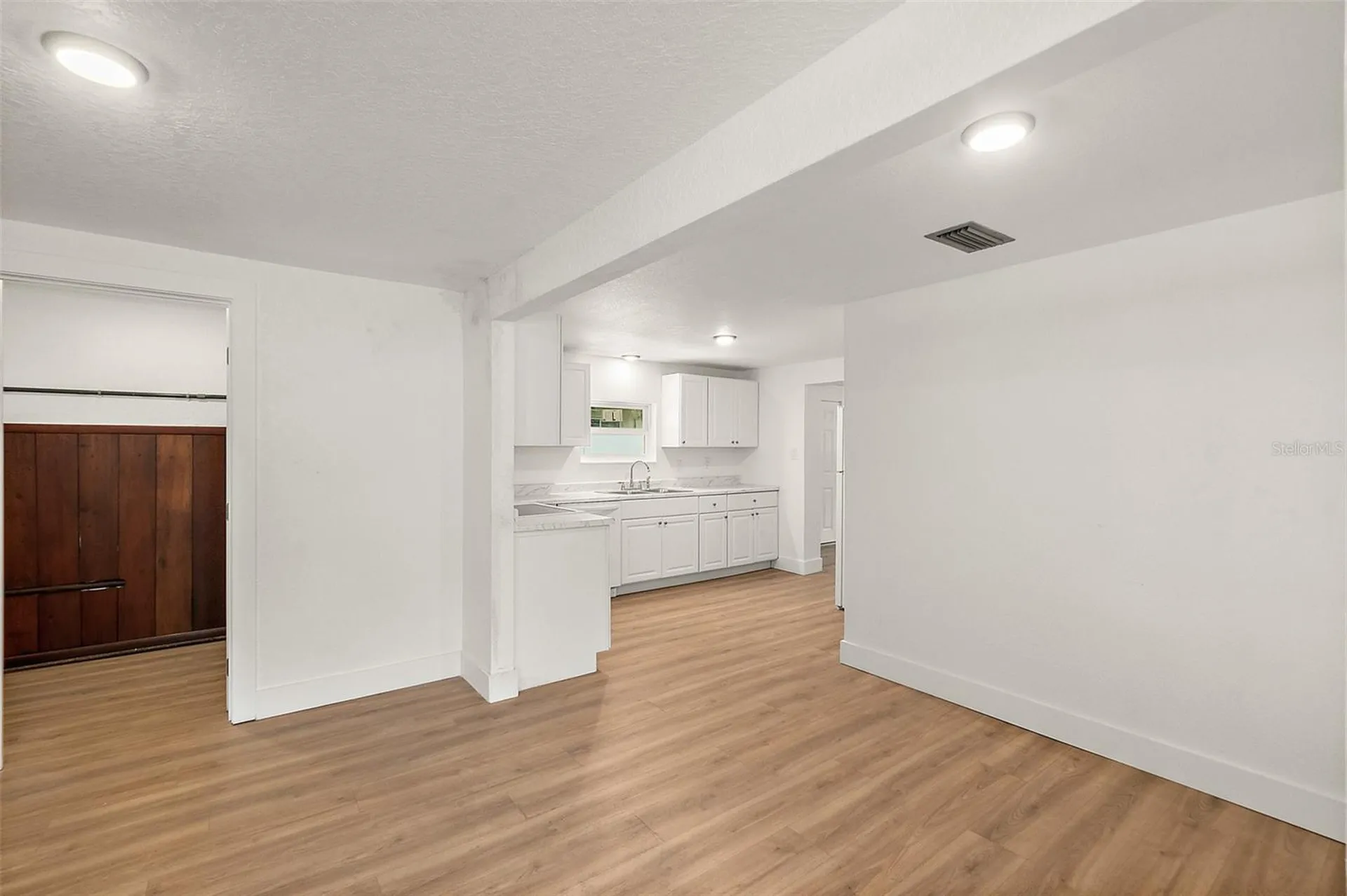 607 Wayne Avenue New Smyrna Beach FL 32168