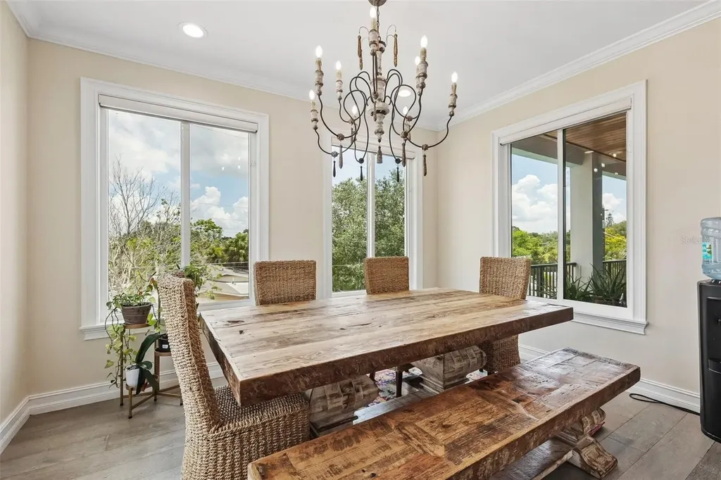 501 40th Avenue NE St Petersburg FL 33703